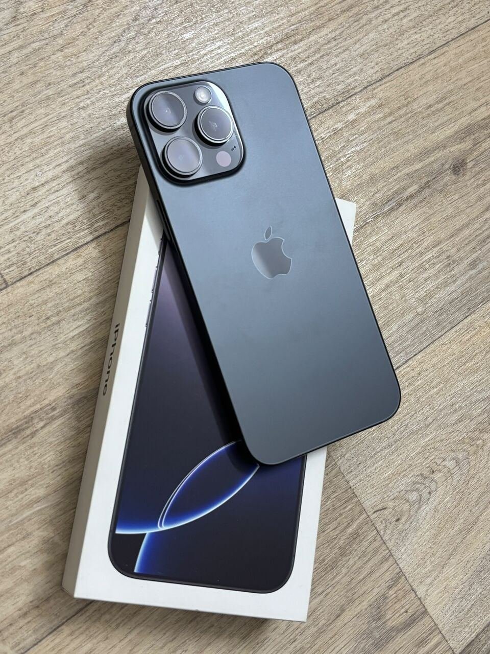 SAR 3999, 3999, Iphone 16 Pro Max Black Titanium (256 GB)