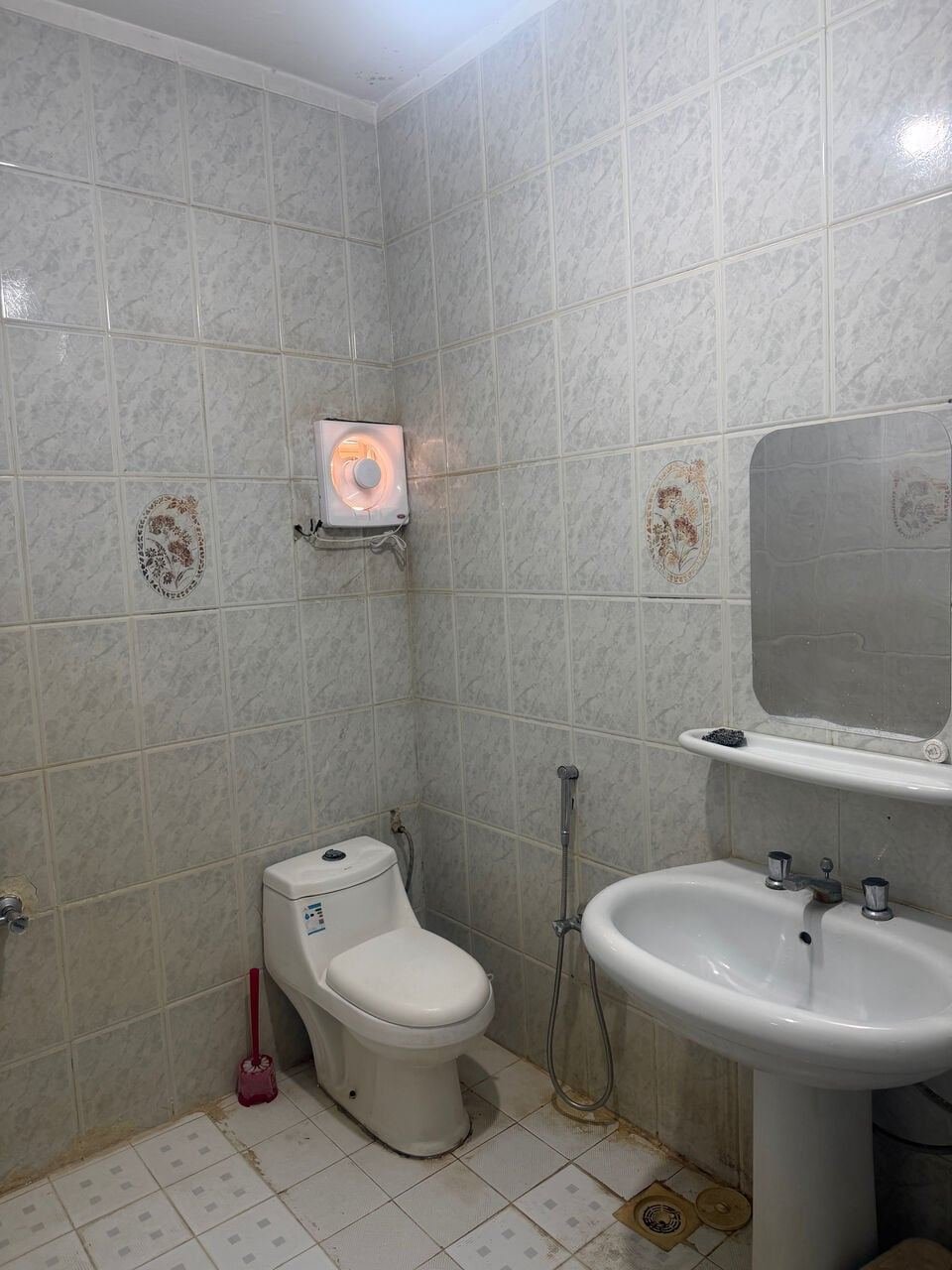SAR 1000/month, Room For Rent -1000 Riyal Al Nahada Dst Near Modern Middle East School