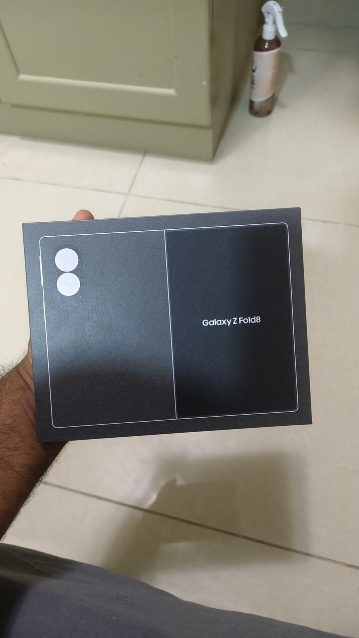 SAR 6500, Samsung Galaxy Z Fold 8 Only 3 Days Used