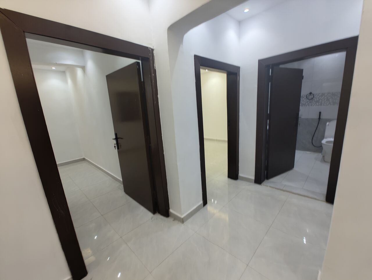 SAR 36000/year, 2 BR, 2BHK Family Apartment Available In Al Malaz King Abdul Aziz Road