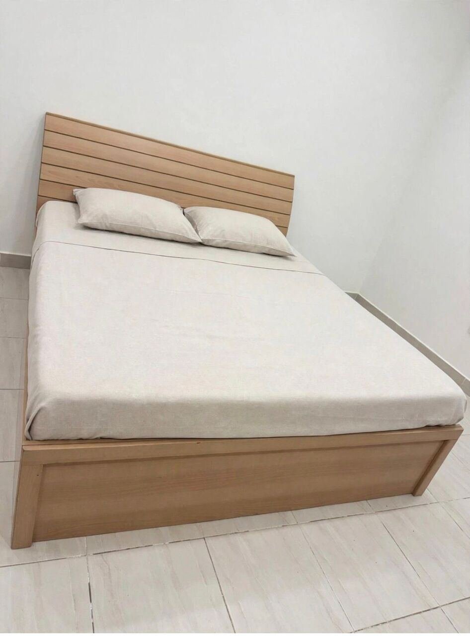 SAR 1200, Bedroom Set - Bed +6 Door Wardrobe With Mirrors