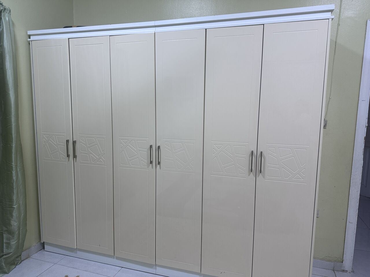 SAR 600, Very Good Condition Furniture Set