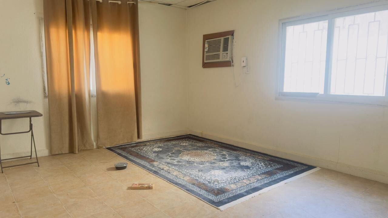 SAR 1250/month, 1 BR, Villa Portion For Sharing Near Damma Housing