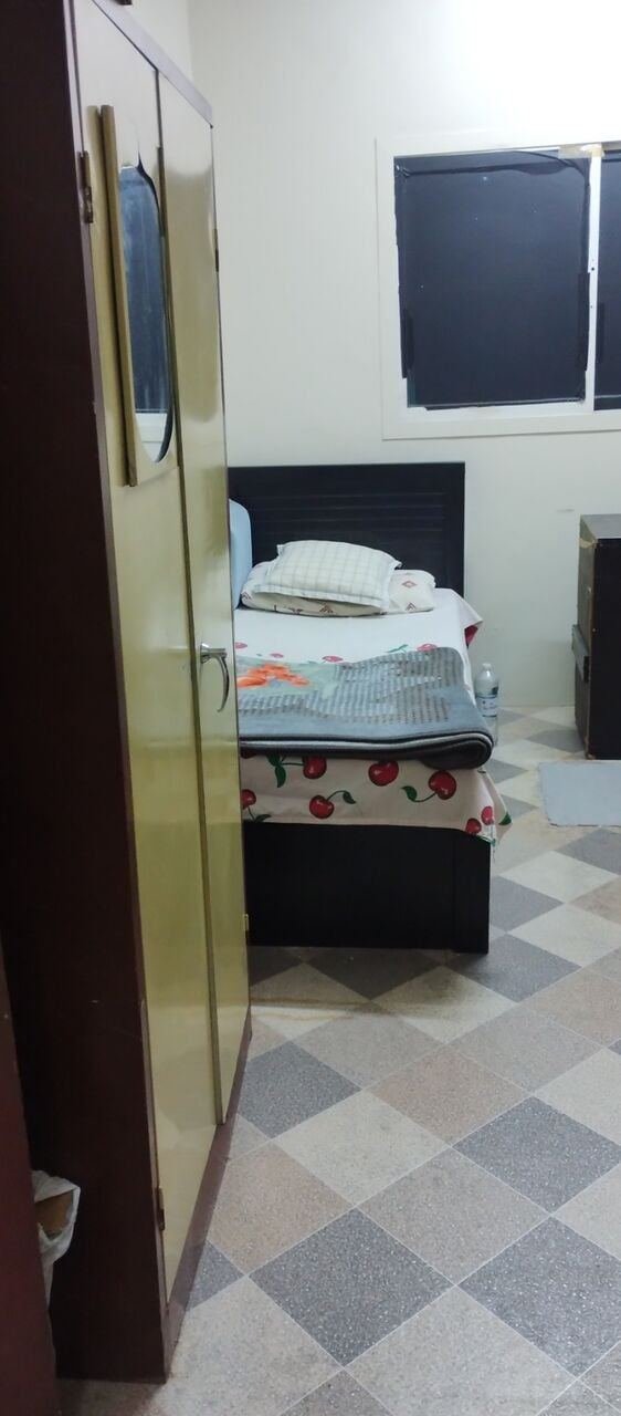 SAR 300/month, Fully Furnished Bed Space Looking For Decent Non Smoking Bachelor