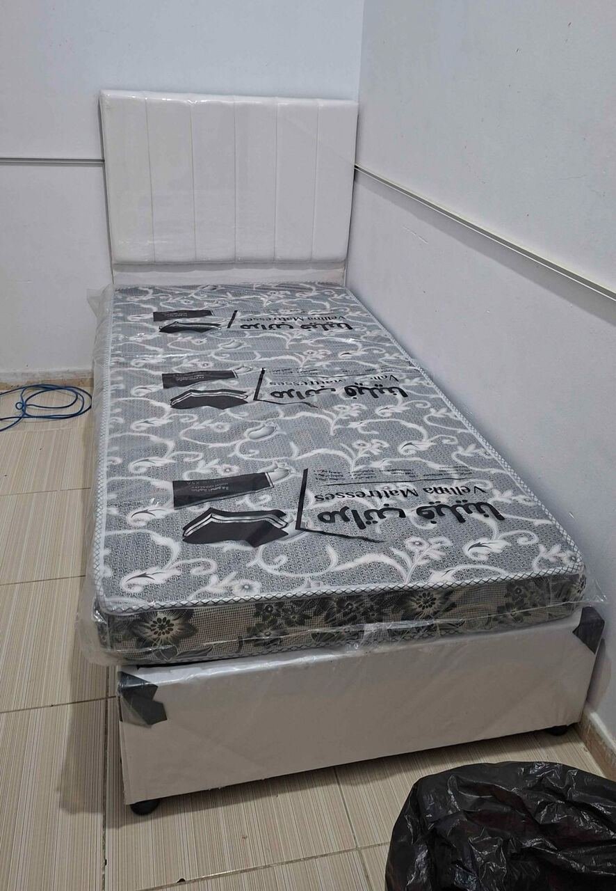 SAR 5, All Types Of Single Bed Medium Bed Double Bed And Bedroom Set Available