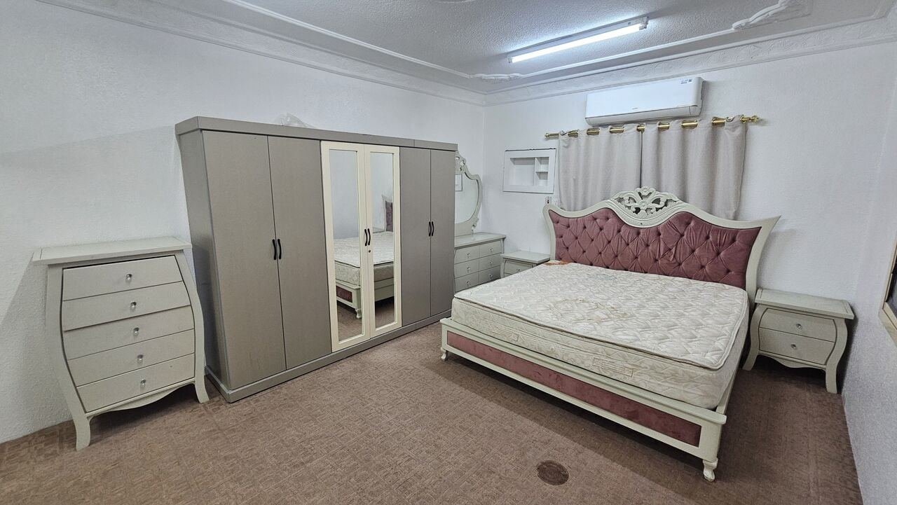 FURNITURE & APPLIANCES FOR SALE