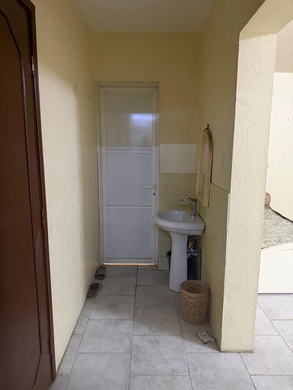 SAR 900/month, 1 BR, Sublet For Rent