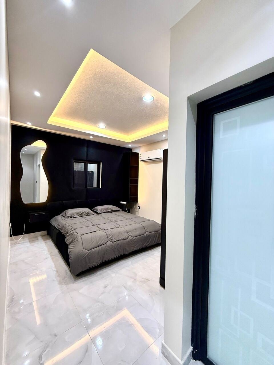 BRAND NEW FULL FURNISHED APARTMENT AVAILABLE FOR FAMILY