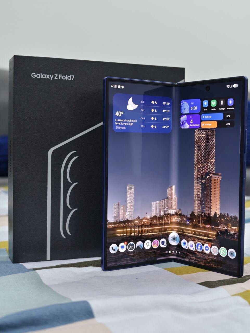 SAR 4300, SAMSUNG GALAXY Z FOLD 7 BLUE 512 GB - MINT CONDITION