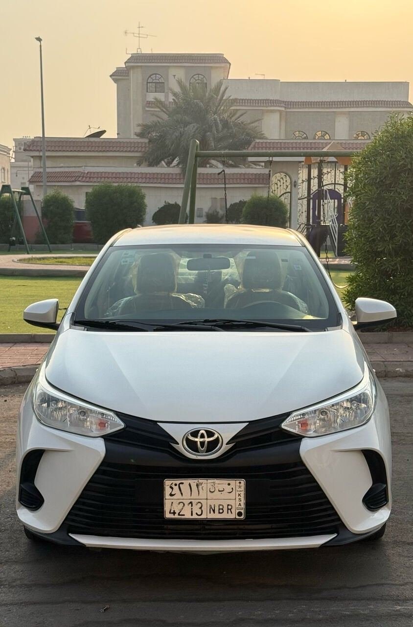SAR 32000, Toyota Yaris, 2022, Automatic, 208000 KM,