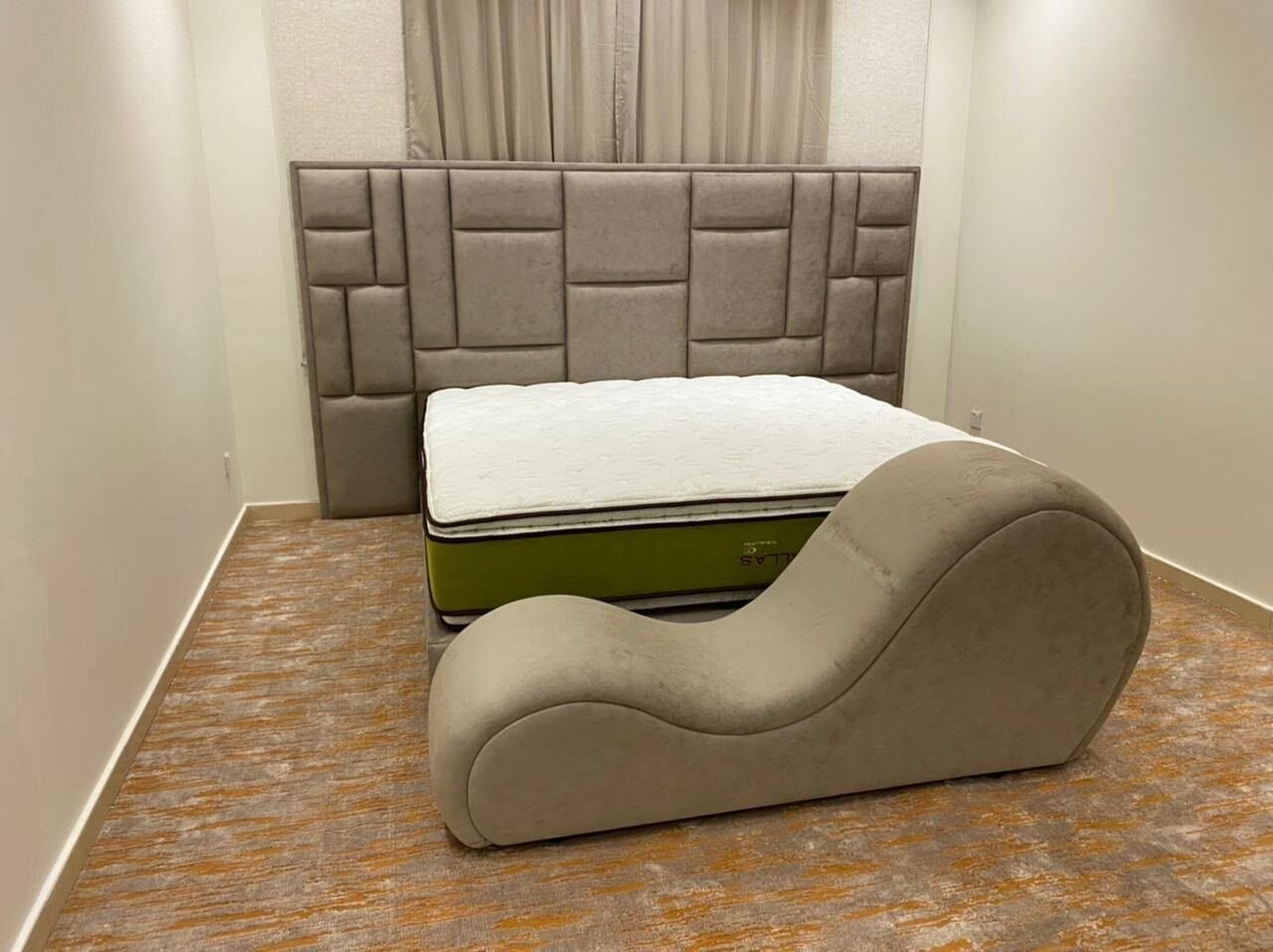 SAR 5, Luxurious Decor Bed's Available At Affordable Price
