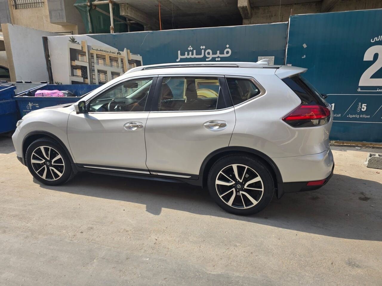 SAR 60, Nissan X-Trail, 2020, Automatic, 200000 KM, Car Heavy Vehicle