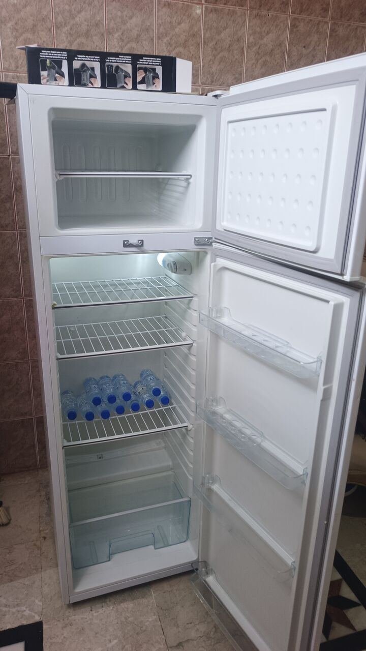 SAR 200, House Hold Items & Furniture For Sale Urgently