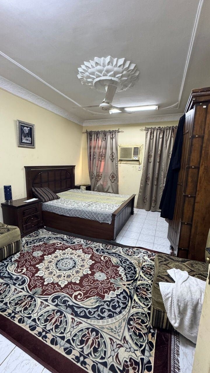 Bachelor Rooms For Rent