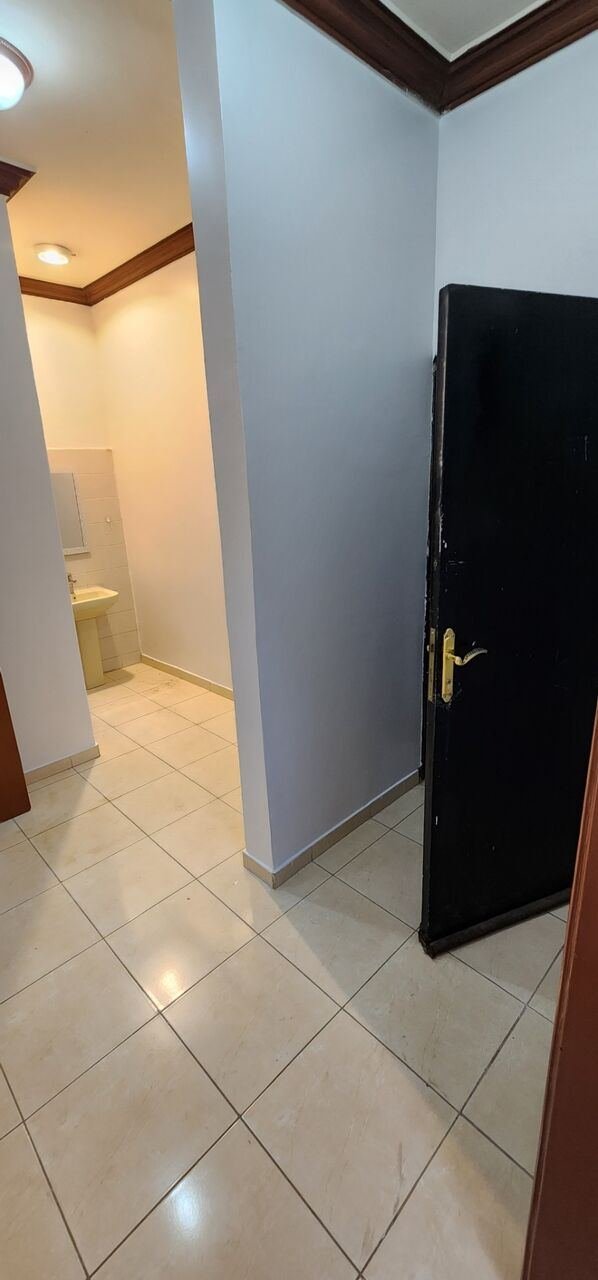 SAR 35000/year, 3 BR, Apartment For Rent In Eshbiyliah District