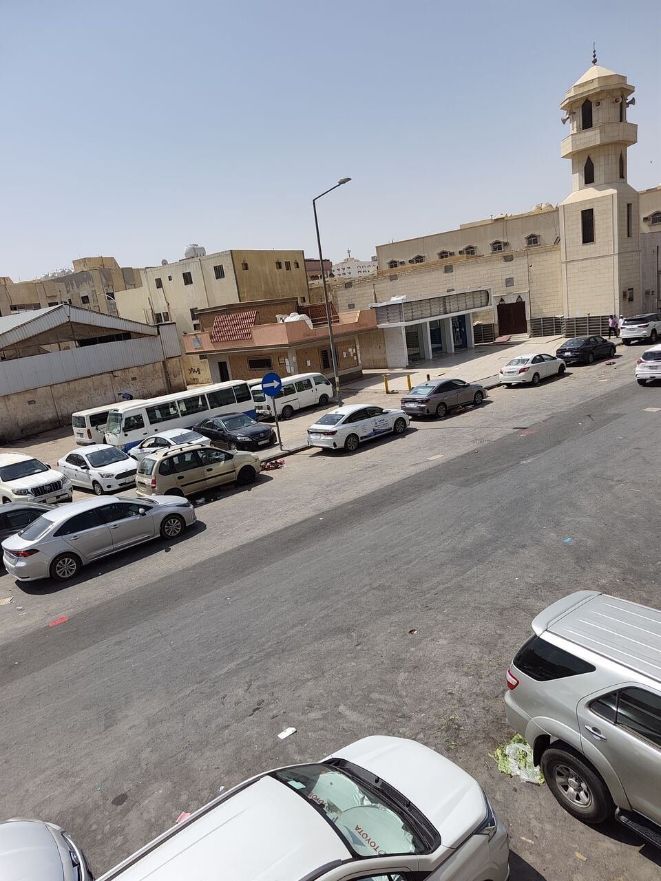 SAR 1300/month, Single Room Rent For Bachelor In Family Flat – Prime Location Spacious And Neat Single Roo