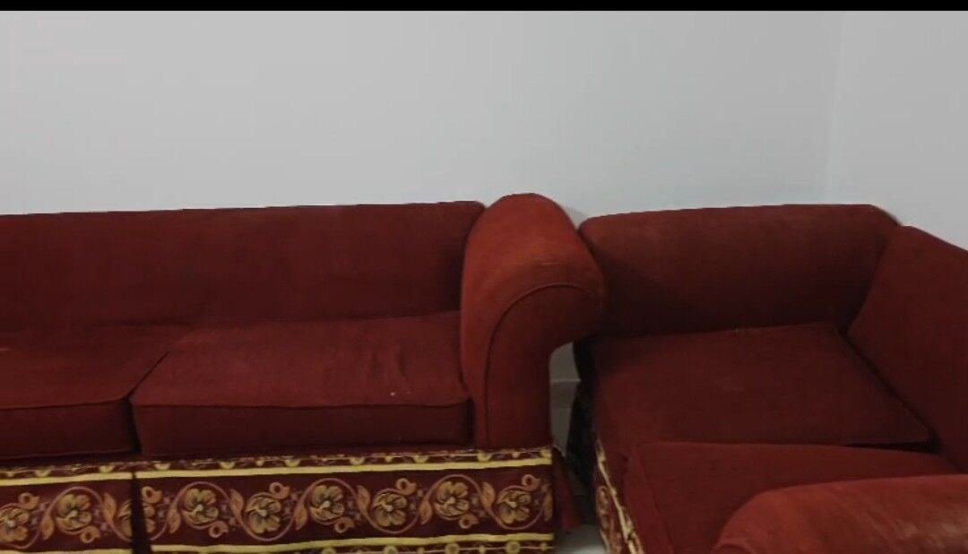 SAR 900, Good Condition Sofa Set For Sell