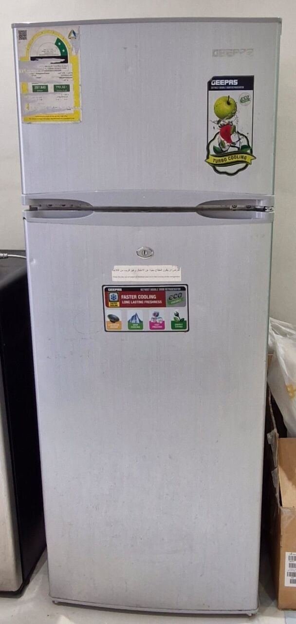 SAR 450, Fridge