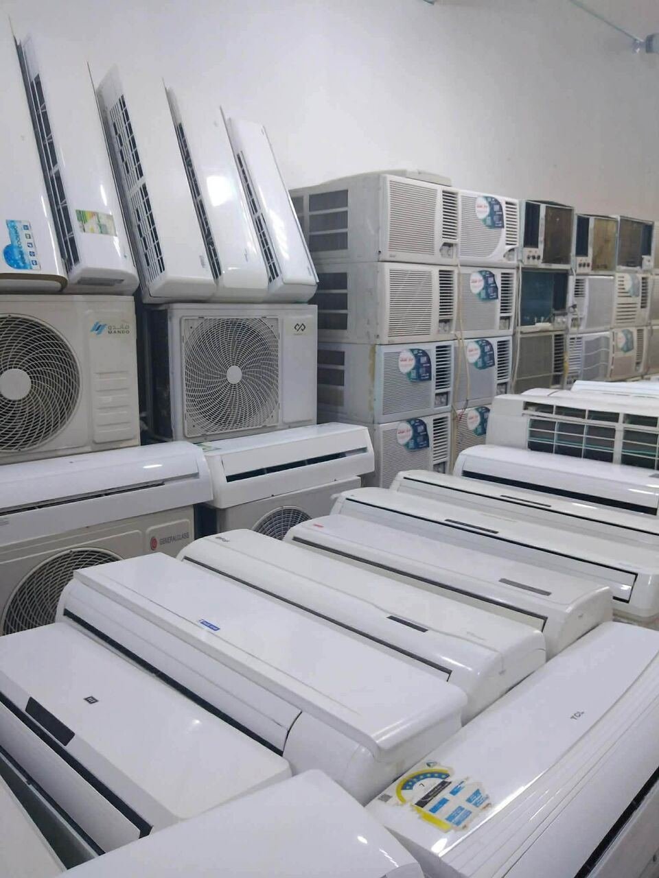 SAR 700, AC BUYING, SELLING AND EXCHANGE