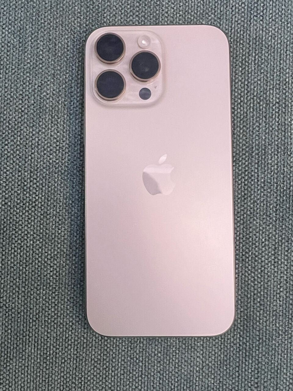 SAR 3500, IPhone 16 Pro Max 256 GB Desert Titanium