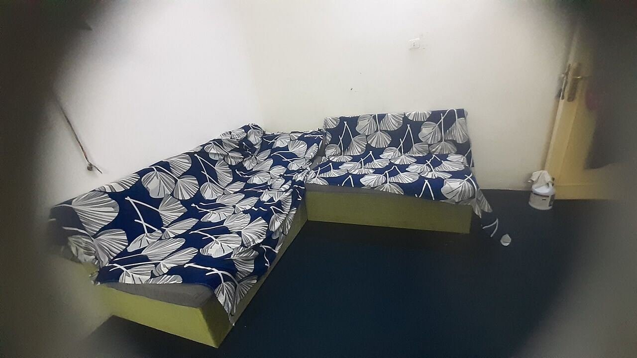 SAR 100, Sofa Set