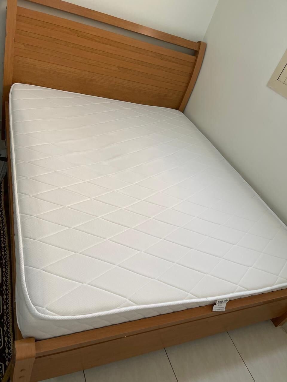 SAR 800, Double Bed And Medicated Mattress In A Brand New Condition Near Marriot Hara