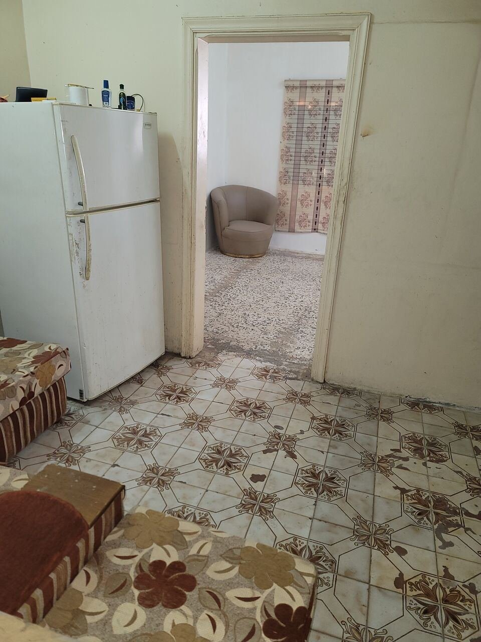 SAR 1100/month, Single Separate Room & Washroom