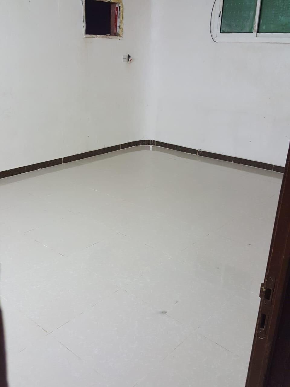 SAR 1900/year, 2 BR, Family Aparmtne Monthly Basis Large Size Rooms With 2 Beadroom Bath Kitchen