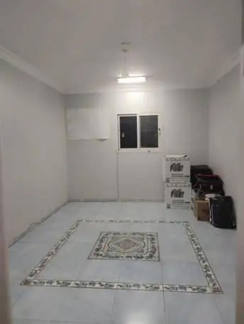 SAR 1000/month, One Big Room With Washroom For Bachelor Or Small Family(unfurnished)