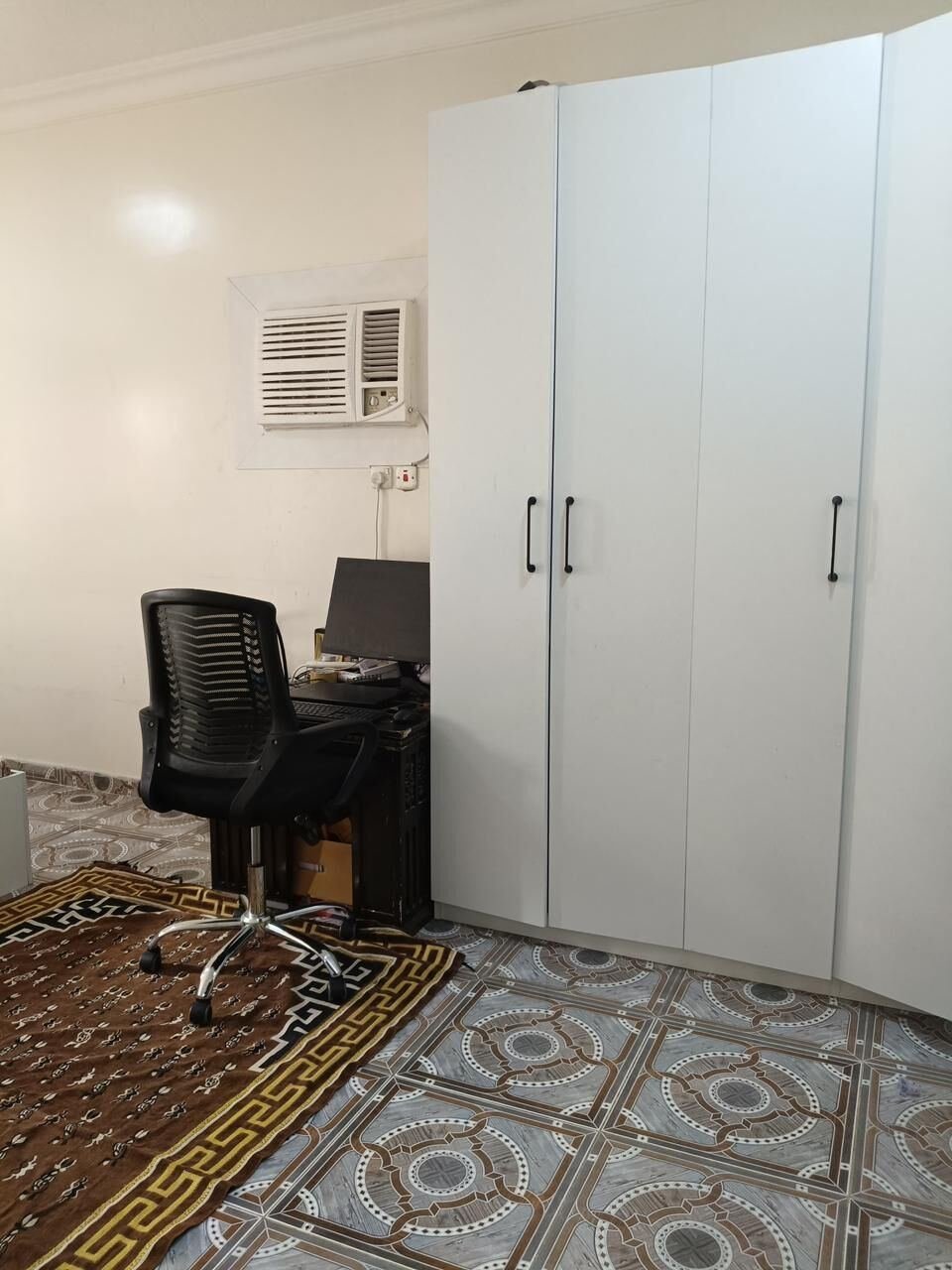 SAR 3000/year, Furnished, 2 BR, 2 BHK Family Flat For With Furniture 3K Per Months