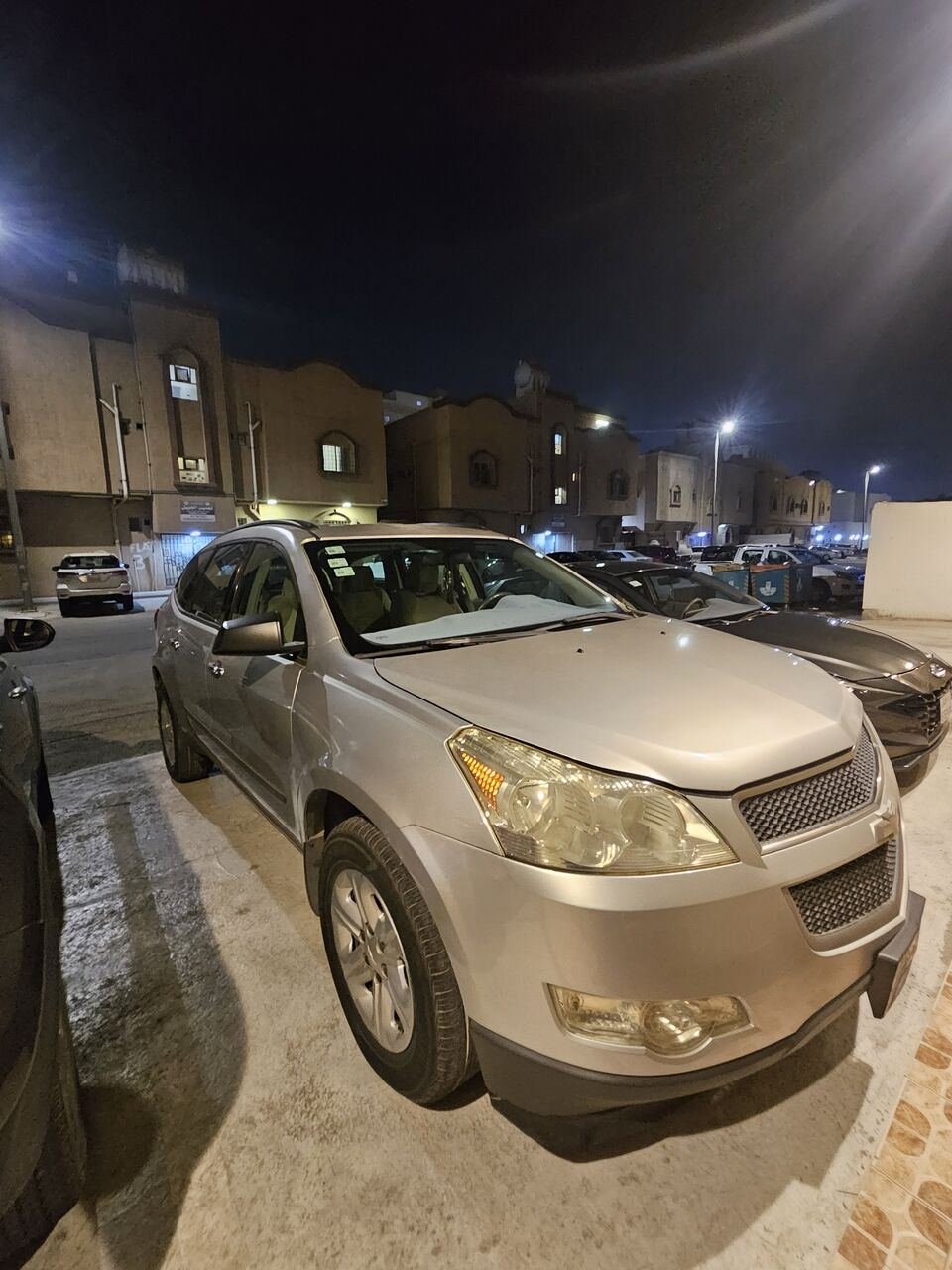 SAR 25000, Chevrolet Traverse, 2011, Automatic, 221608 KM, - For Sale