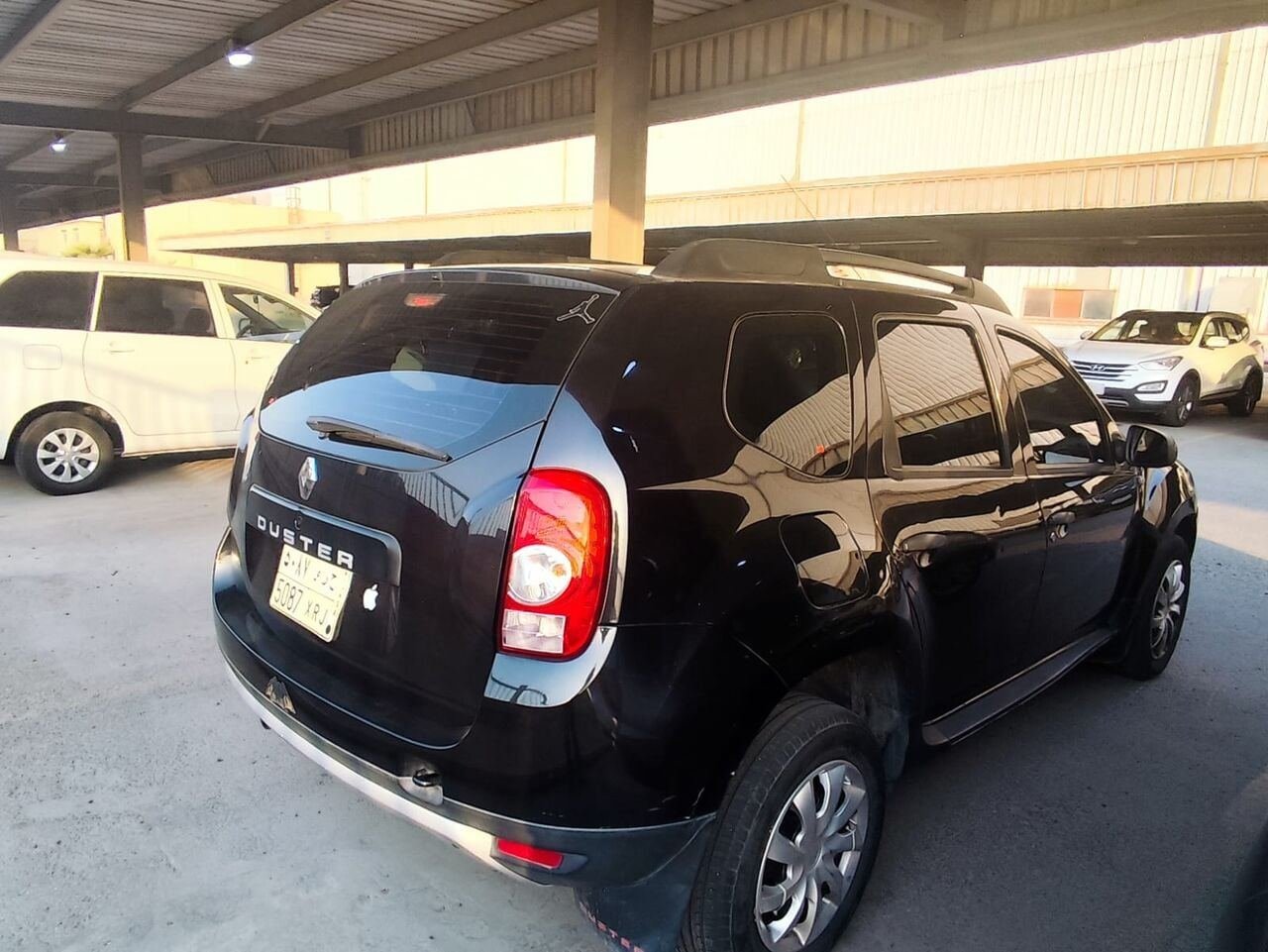 SAR 16500, Renault Duster, 2014, Automatic, 168000 KM, Well Maintained Black Duster For Urgent Sale