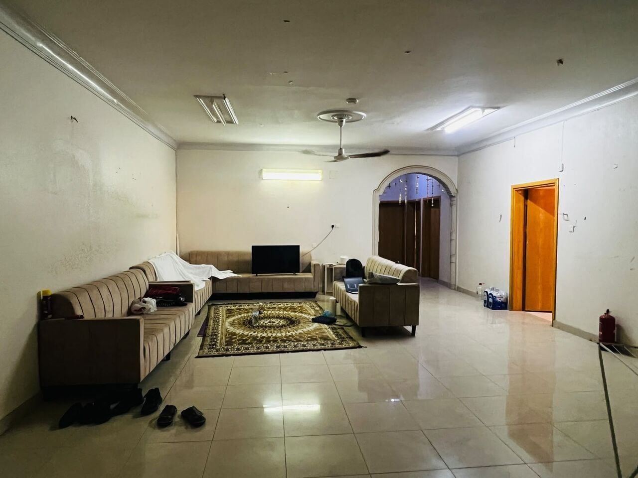 SAR 400/month, Three Bedrooms Available For Rent (Buraida Near Jarir Bookstore)