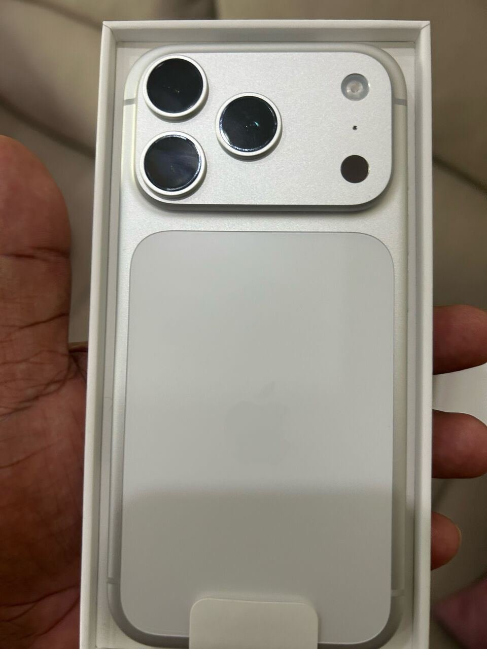 SAR 5000, Brand New Unused Iphone 17 Pro 512 GB For Sale