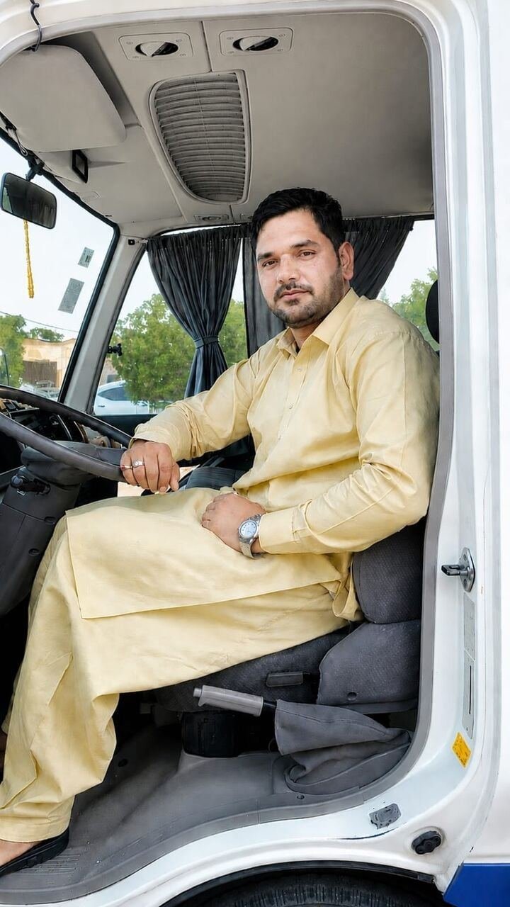 Bus Driver Looking For A Job