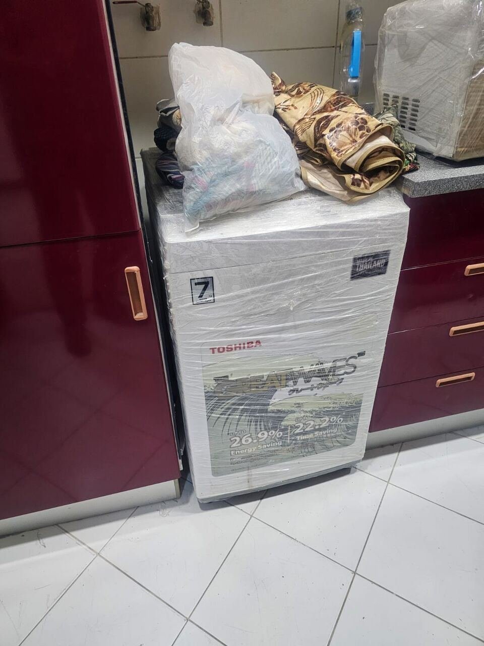 SAR 15000, Household Items Along With Apartment Or Without.