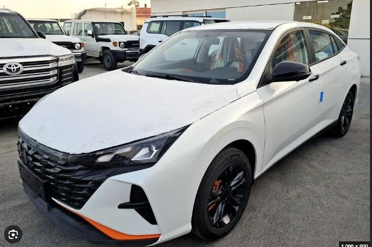 SAR 1000, Dongfeng Shine E2, 2025, Automatic, 38500 KM, Car With Sunroof Shine E2 -Lease Transfer