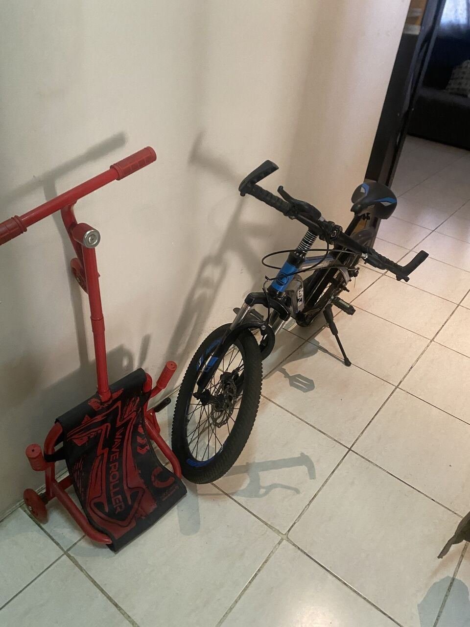 SAR 200, Kids Bicycle And Wave Roller
