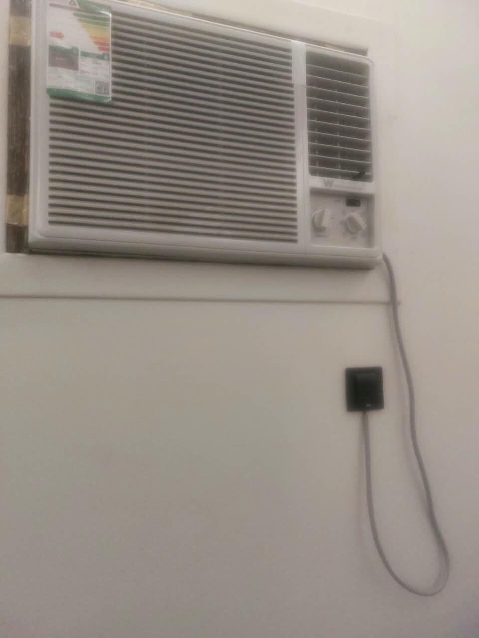 SAR 1000, New White-Westinghouse AC (just 2months Used) 1.5-ton Window AC For SR1000