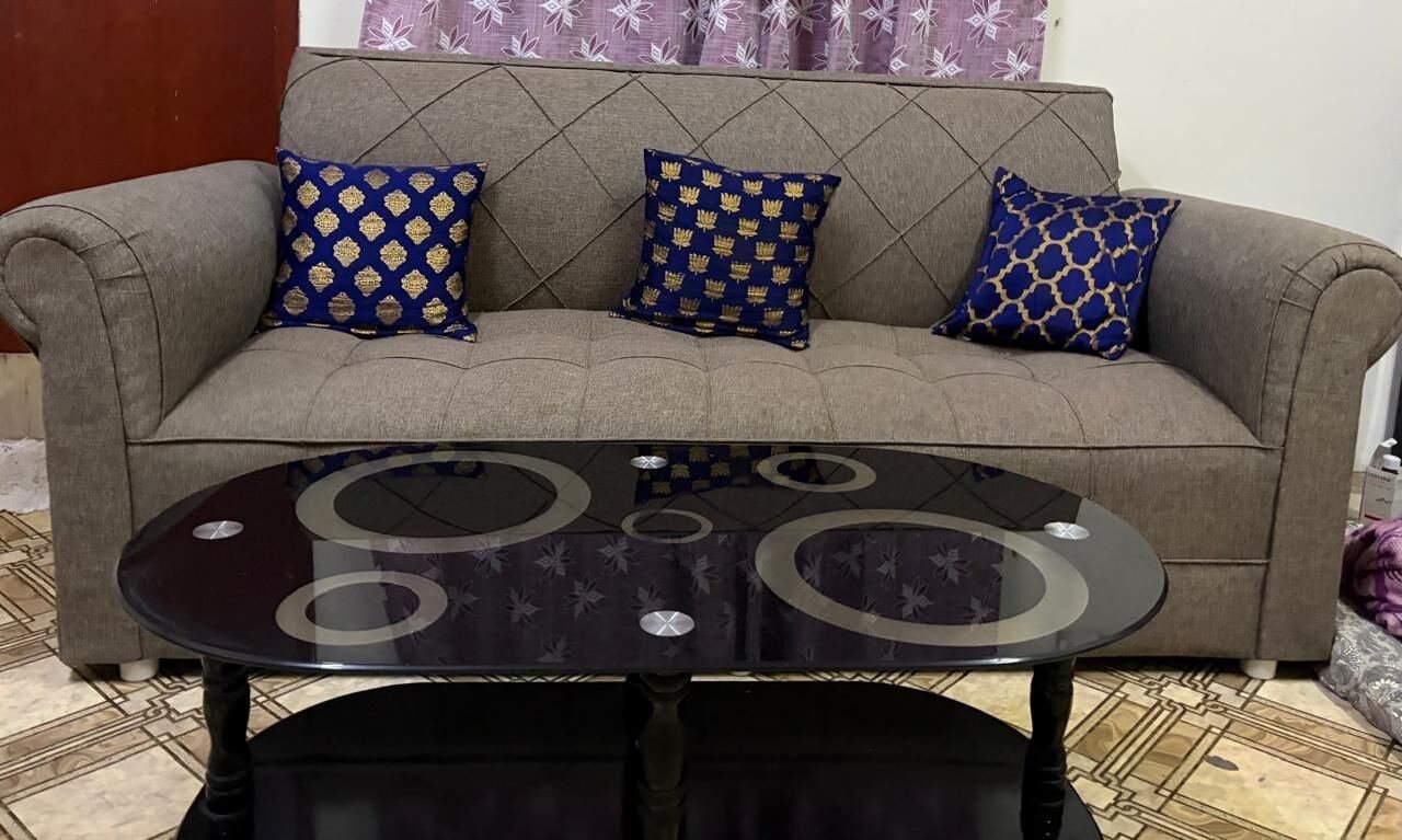 SAR 500, Sofa Sets With Centre Table For Sale β Jubail