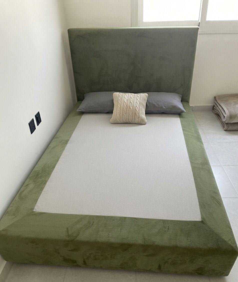 SAR 450, Queen Bed Frame And Baby Bed Frame