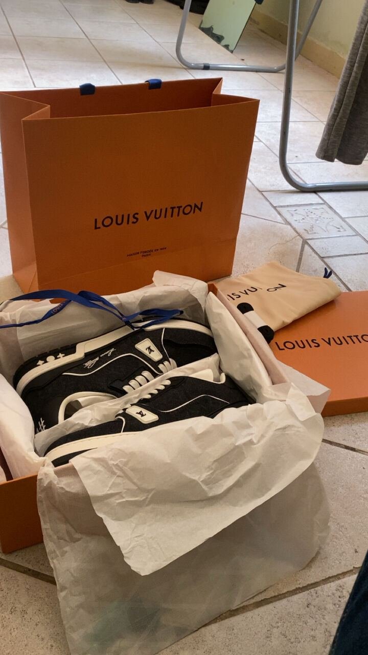 Louis Vuitton LV Trainer Sneakers – Black Monogram – Complete Set