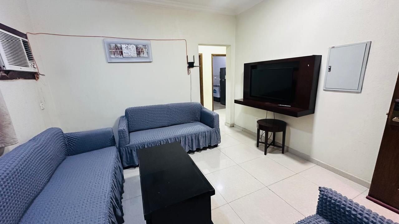 Furnished, 2 BR, 2 BHK FULL FURNISHED APARTMENT AVAILABLE
