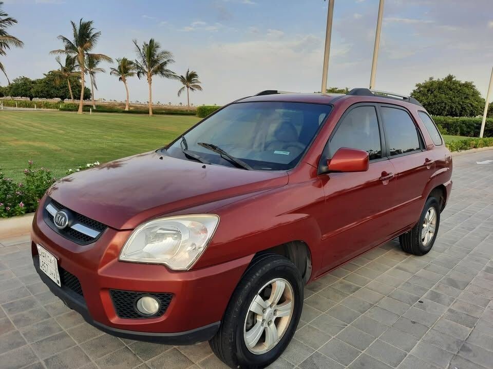 SAR 22, Kia Sportage, 2009, Automatic, 264000 KM, Model Red Color Full Neat And Clean