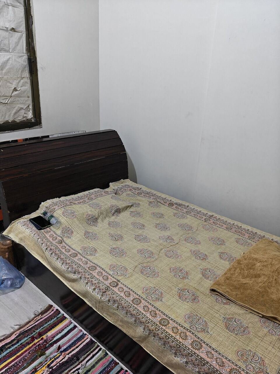 SAR 150, Wooden Bed And Mattress For Sell❗200 Both