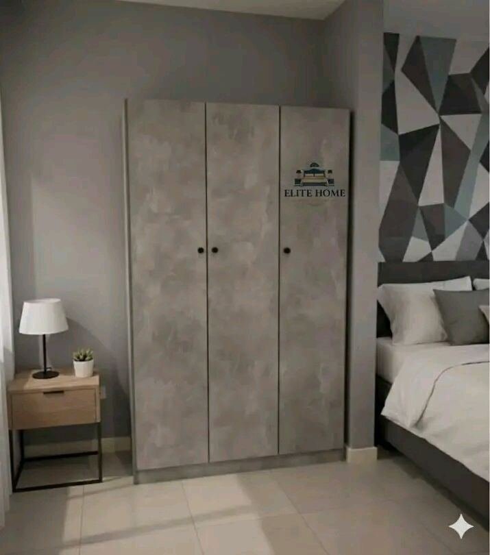 SAR 1, Classic 3 Door's Wardrobe Available At Affordable Price