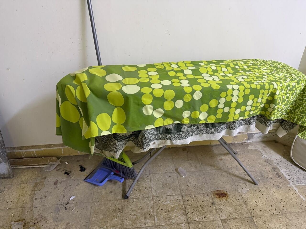 SAR 100, Used Household Items For Sale-100 Riyal