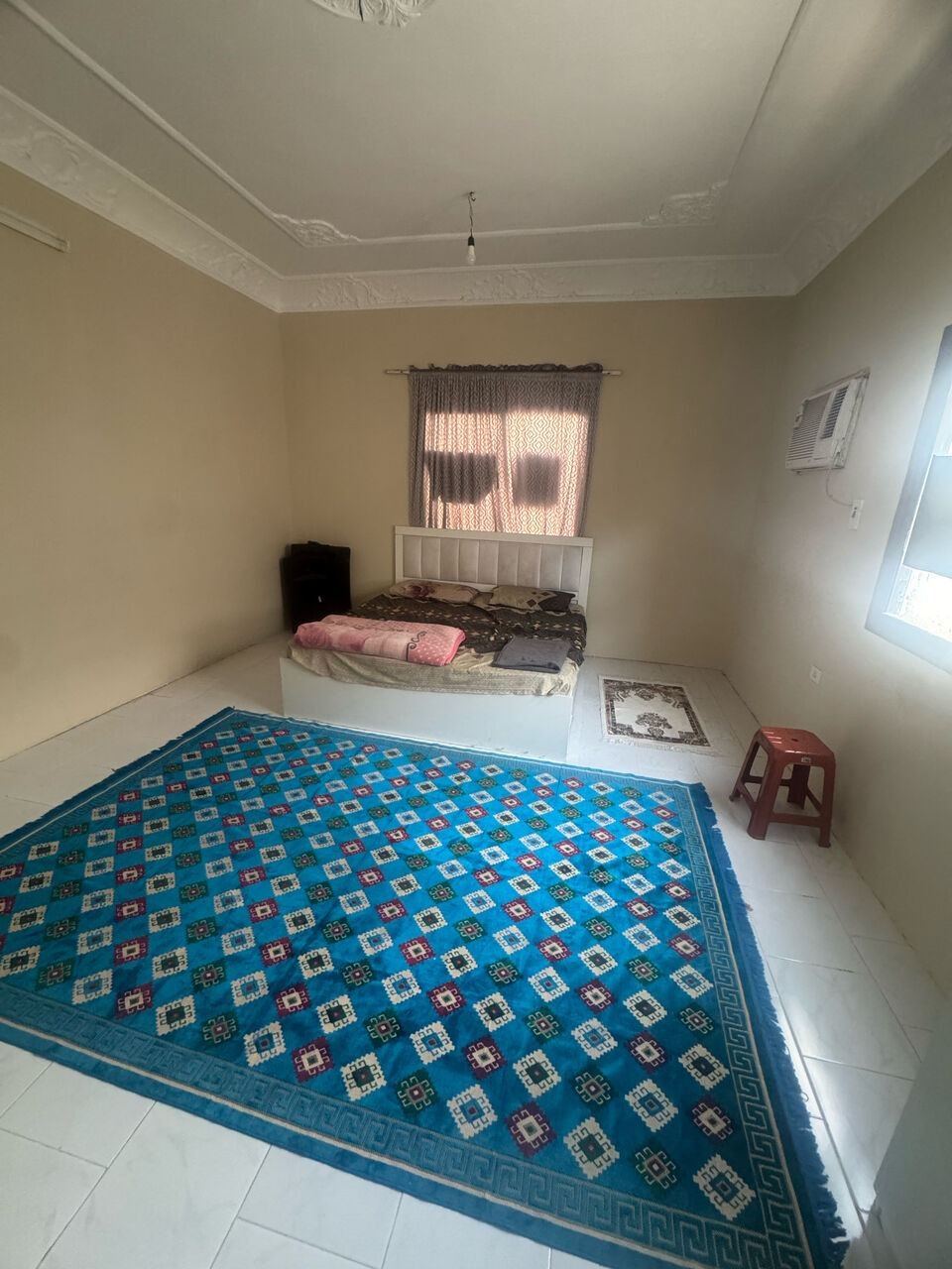 SAR 1/month, Speacious Room For Rent Paki Or Indi