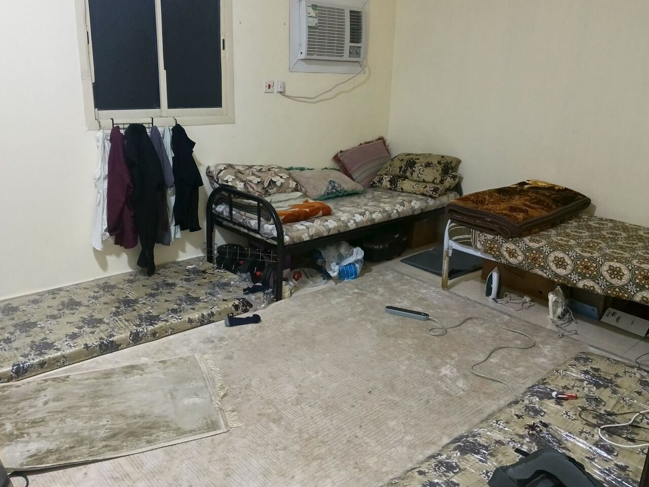 SAR 500/month, I Am Offering Bedspace For One Person, The Person Should Have Office Work/white Collar Job