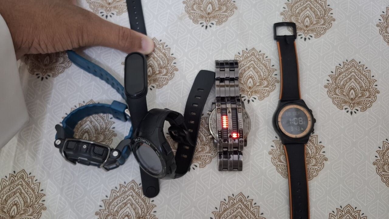 SAR 400, ,alfajr,mi Band 5 And Unique Watch